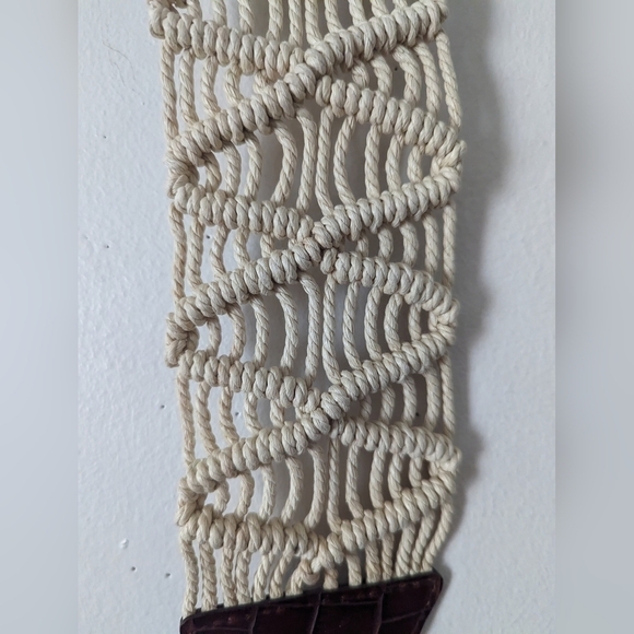 HP. Michael Michael Kors Belt - Picture 9 of 12